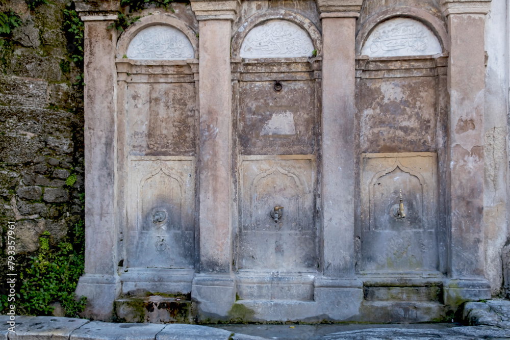 Reinigungsbrunnen der Mehmet-Aga-Moschee, Rhodos