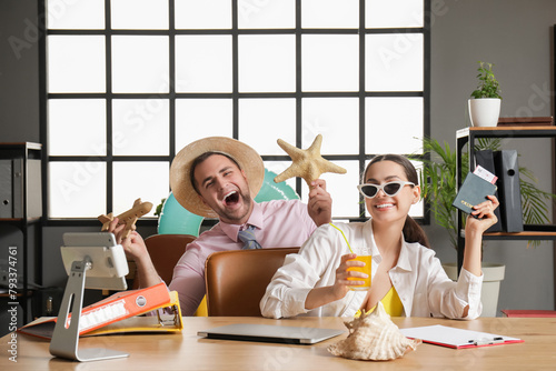 Happy office workers with s...