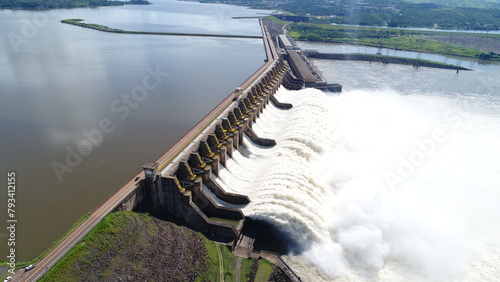 Barragem, Usina hidrelétrica de Tucuruí, Pará, Brasil photo