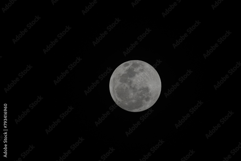 The Moon is an astronomical body that orbits planet Earth, being Earth's only permanent natural satellite The Moon is an astronomical body that orbits planet Earth, being Earth's only permanent natural satellite