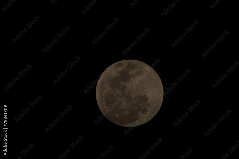 The Moon is an astronomical body that orbits planet Earth, being Earth's only permanent natural satellite The Moon is an astronomical body that orbits planet Earth, being Earth's only permanent natural satellite