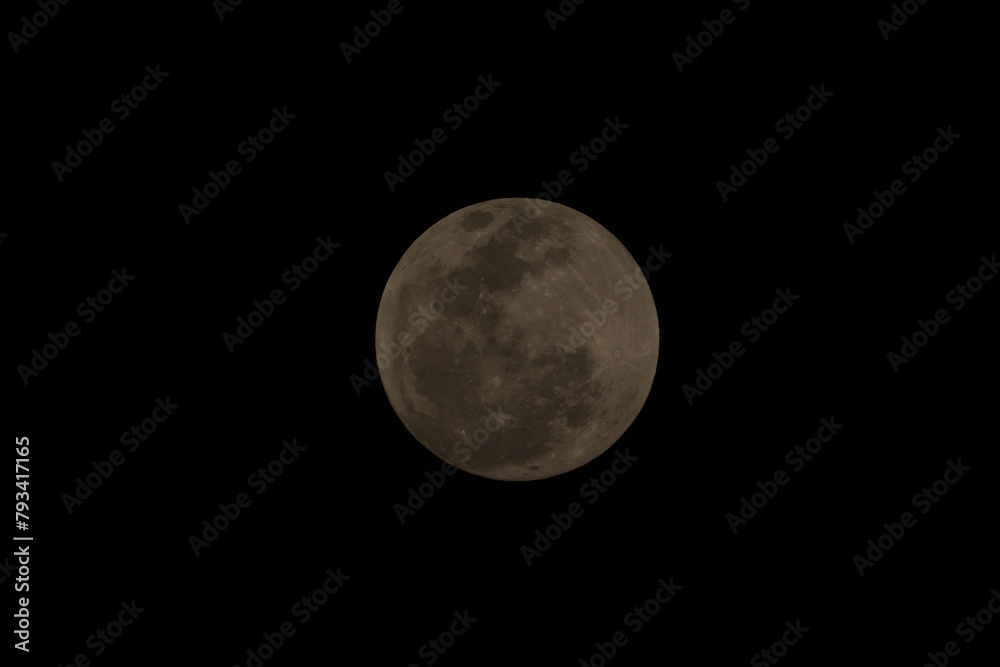 The Moon is an astronomical body that orbits planet Earth, being Earth's only permanent natural satellite The Moon is an astronomical body that orbits planet Earth, being Earth's only permanent natural satellite