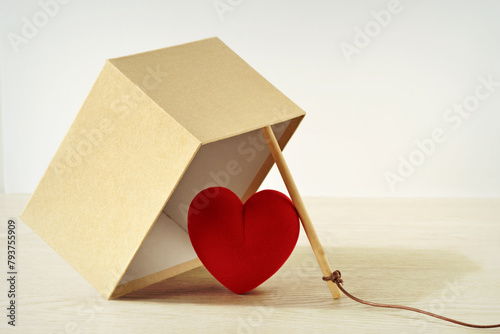 Heart in box trap - Love traps concept © calypso77
