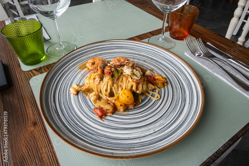 Tagliolini con mazzancolle e pomodorini