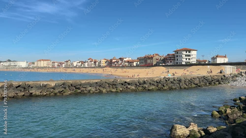 Plage de saint jean de luz - France - Plan fixe