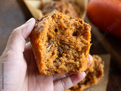 carrot muffin with pecan texture