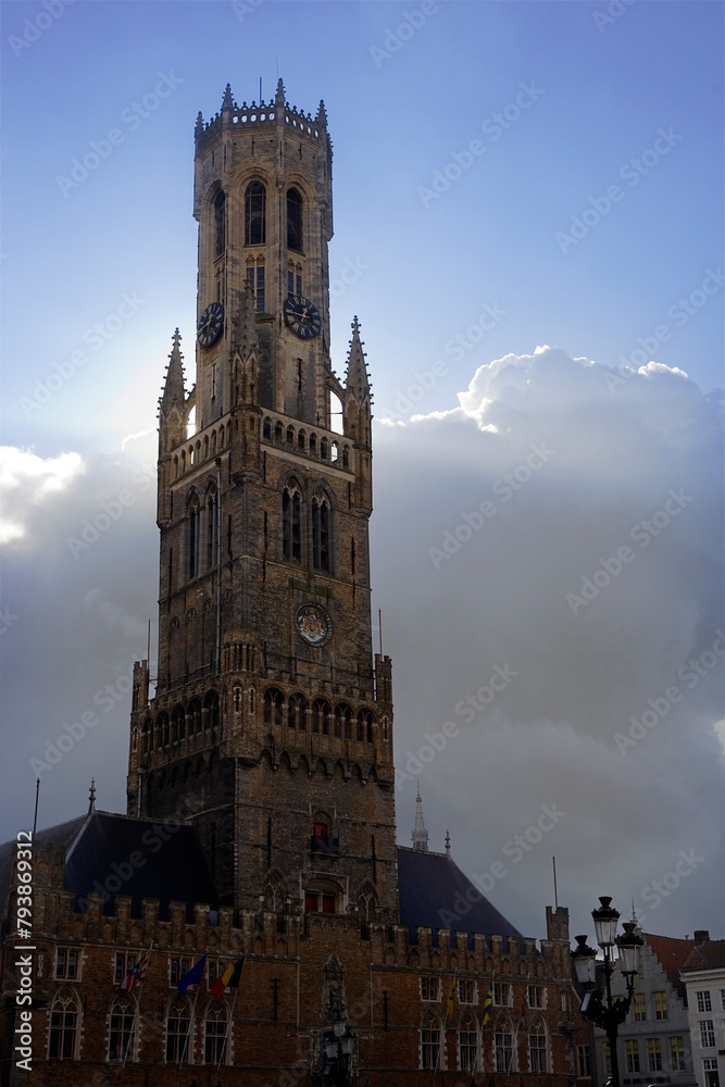 Φωτογραφία The soaring gothic Belfort, or Belfry Tower of the Market Hall dominates the Mar