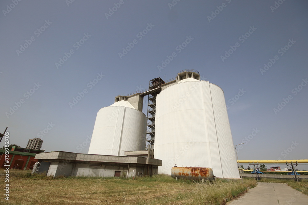 anaerobic digester in wastewater treatment facility anaerobic digester in wastewater treatment facility