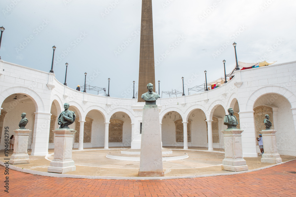 Obelisco en Casco Viejo, Panamá