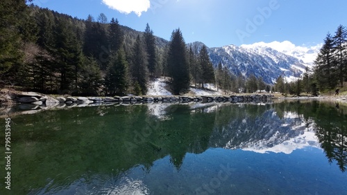lago montagna Trentino Ossana Valpiana primavera fiume paesaggio  photo