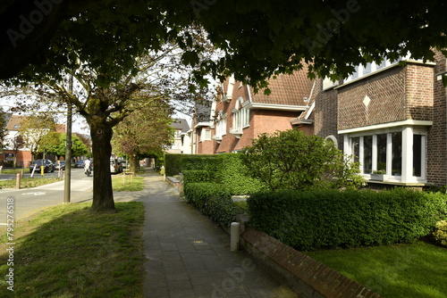 L'une des rues dans le quartier résidentiel à proximité du Vrijbroekpark à Malines