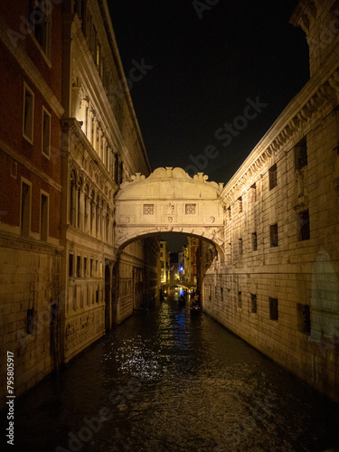 Ponte dei Sospiri at night, Venice