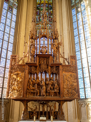 Obraz na płótnie The wooden carved altar of The Holly Blood by Tilman Riemenschneider in Rothenburg ob der Tauber St. Jakob Church w salonie