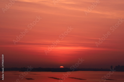 朝焼け　morning glow