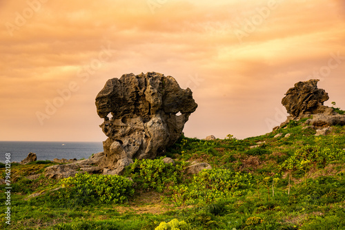 沖永良部島の夕景, 奇岩群, 