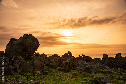 沖永良部島の夕景, 奇岩群,  photo