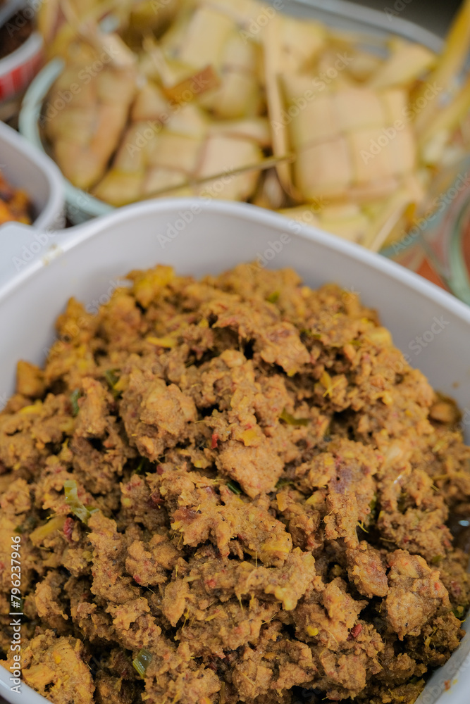 Ketupat typical Hari Raya, served with Rendang, Lodeh, and Sambal Goreng . Special dishes during Eid al-Fitr, especially in Malaysia