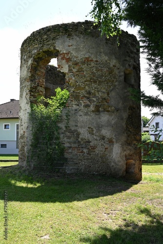 Burgruine Raipoltenbach, Österreich, Turmrest, 06.07.2023