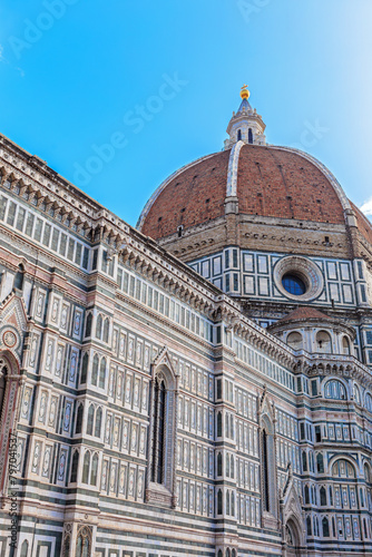 Florence Cathedral dome close-up © Yingko