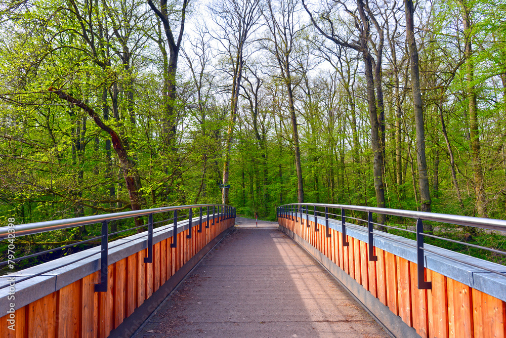 Kinzigbrücke in der Bulau - Hanau/Hessen Kinzigbrücke in der Bulau - Hanau/Hessen