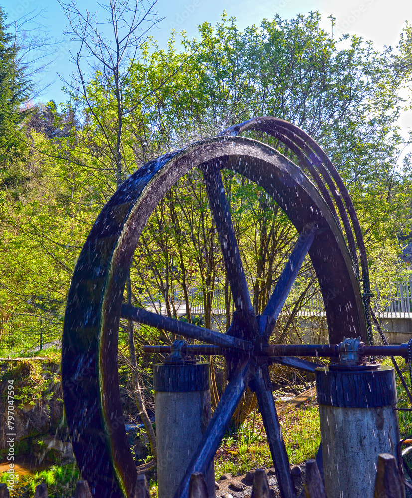 Wasserrad an den Scheidegger Wasserfällen bei Scheidegg im Landkreis Lindau (Bayern) Wasserrad an den Scheidegger Wasserfällen bei Scheidegg im Landkreis Lindau (Bayern)