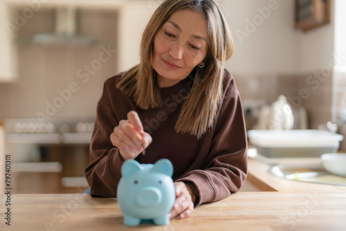 Cuadro en lienzo unhappy asian woman planning savings and expenses energy bill tax invoice credit