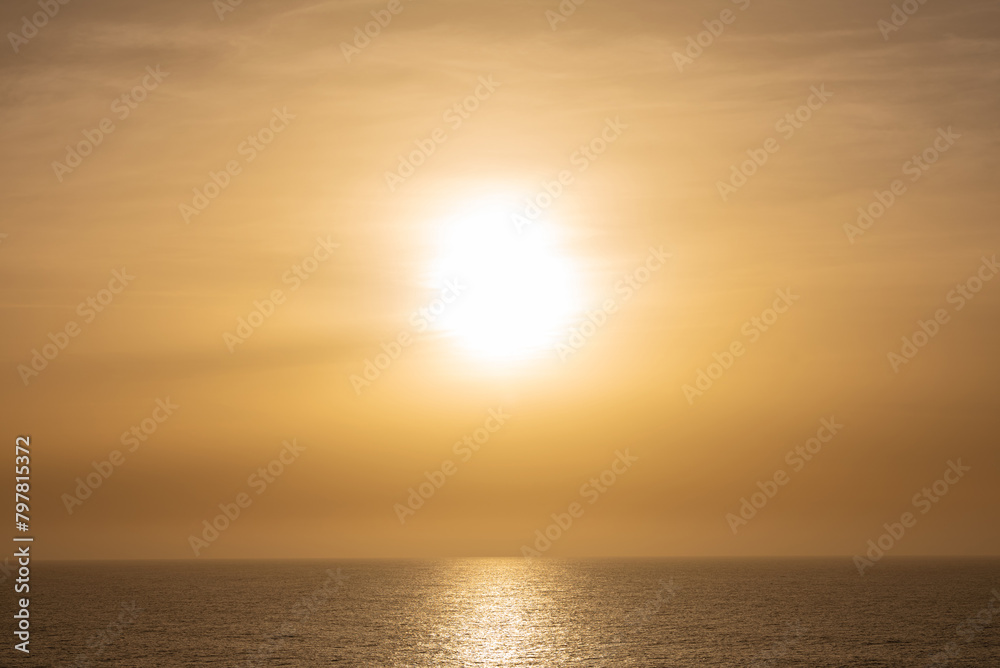Beautiful photo of the sea - beautiful golden sun Beautiful photo of the sea - beautiful golden sun