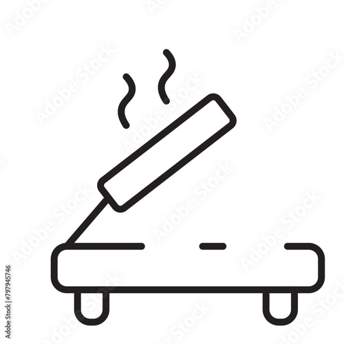 Line Outline Stick Line Icon