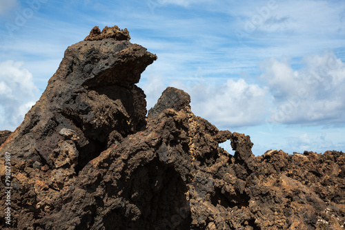 Obraz na płótnie Bizarre lava formation near Caldera Blanca volcano, Lanzarote, Spain w salonie