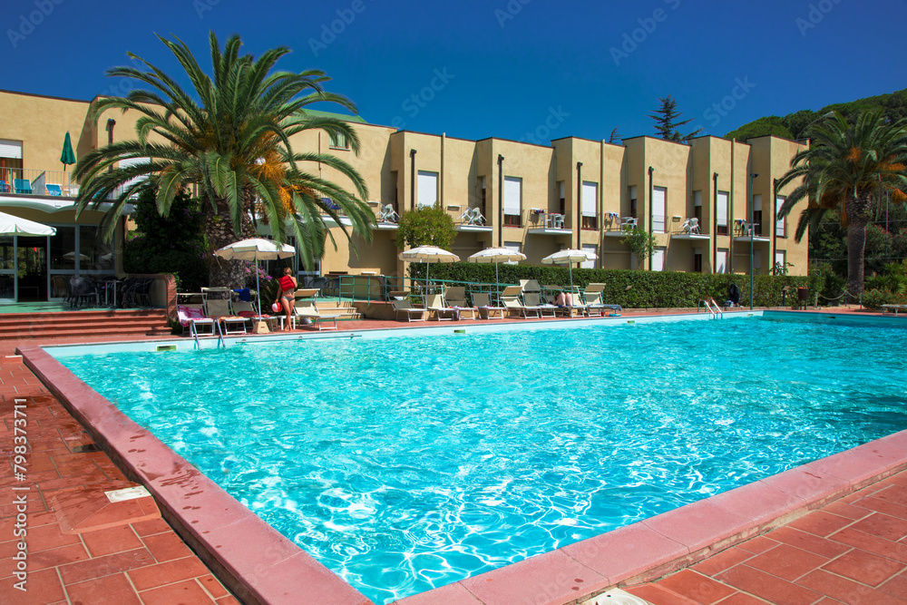 Fototapeta premium swimming pool in hotel