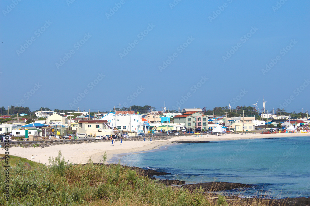 여름 바닷가 해변 마을 해수욕장
summer beach seaside village beach