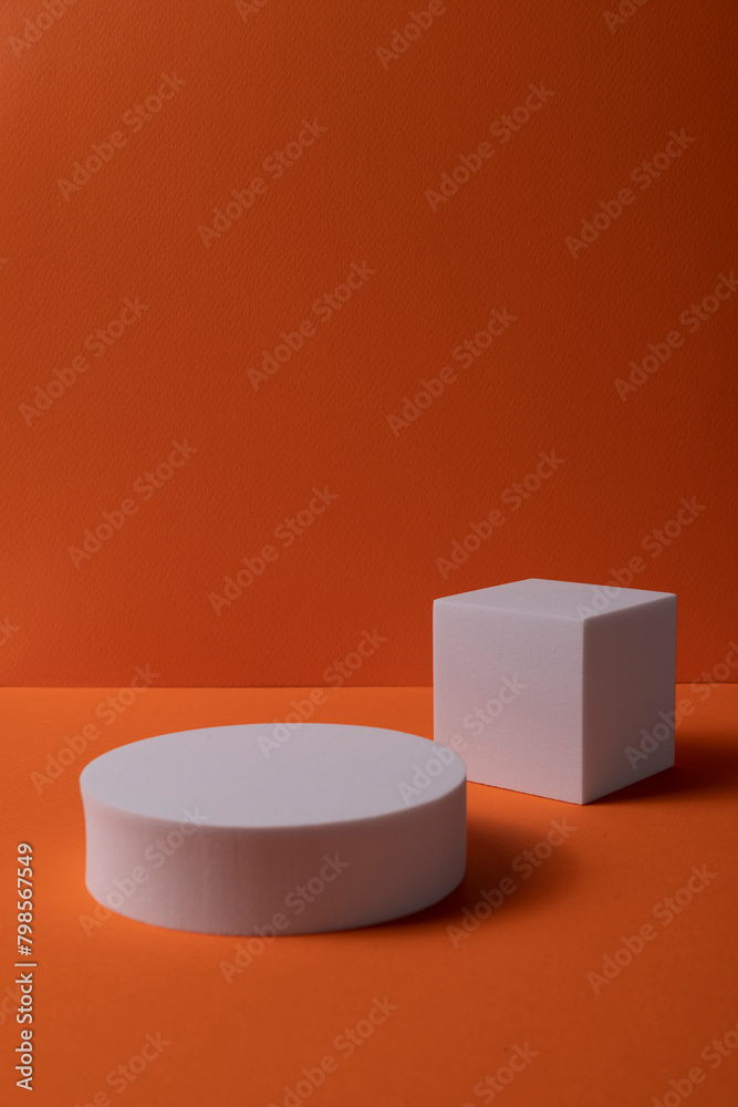 stand 3d geometric shape
