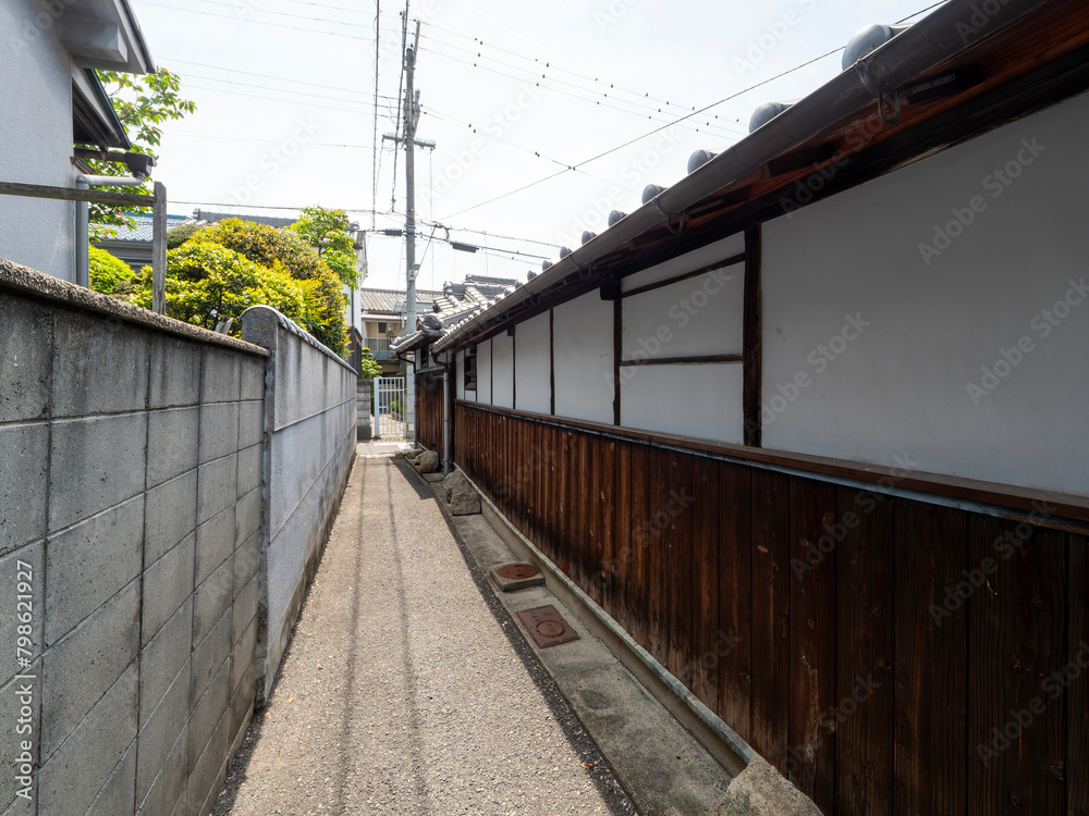 Fototapeta premium 大阪府大阪市平野区 住宅密集地の路地