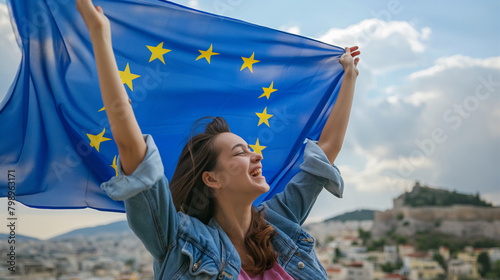 jeune femme avec drapeau européen