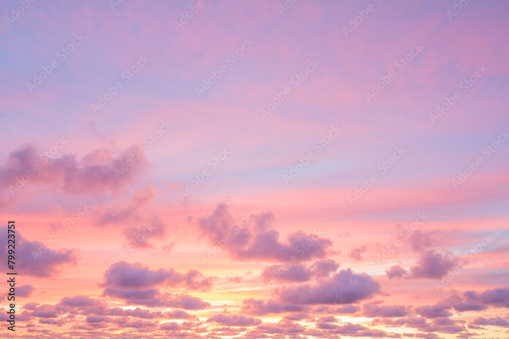 Obraz premium soft sky background at dawn