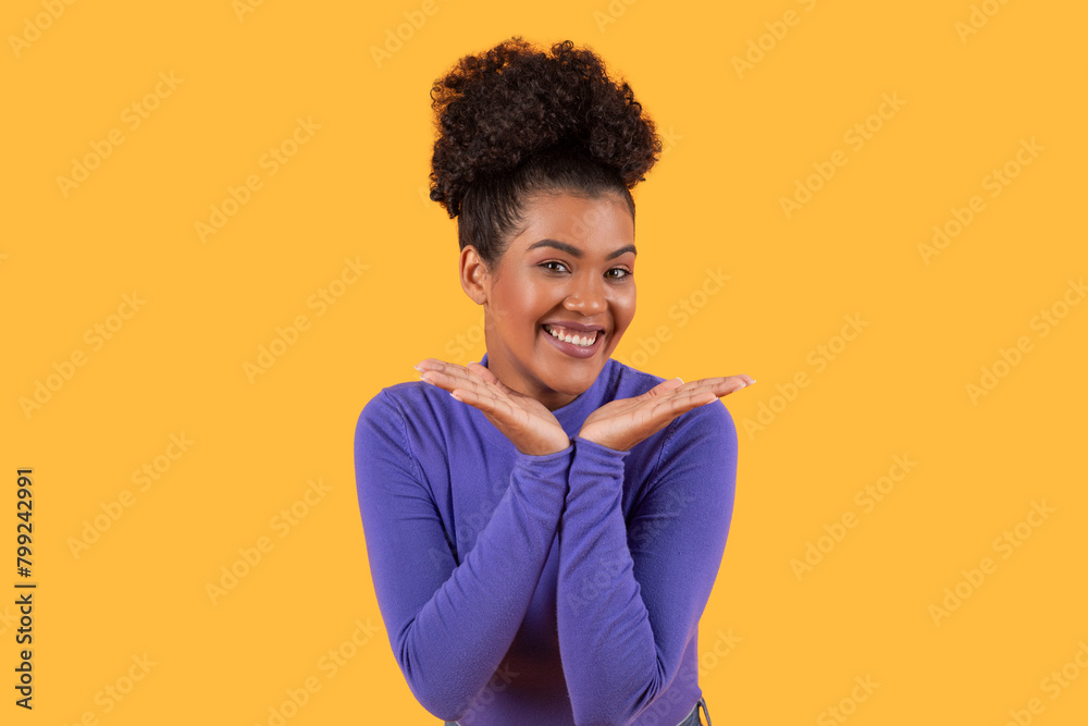 Fototapeta premium Smiling Hispanic Woman Making Gesture With Hands