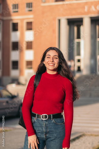 Student woman portrait smiling and posing © PEDROMERINO