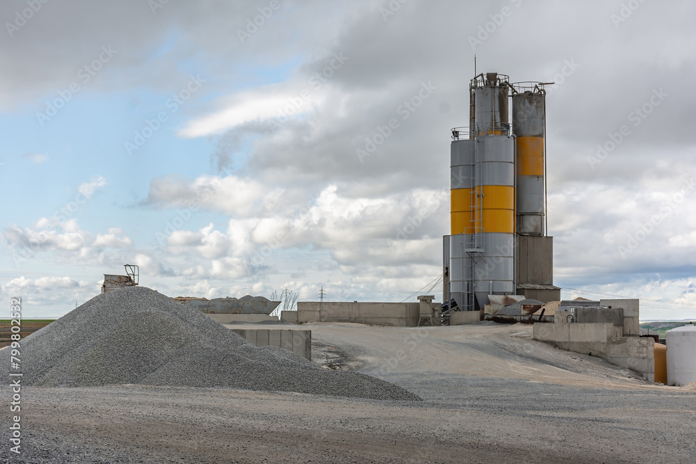 Obraz premium Sand destined to the manufacture of cement in a quarry