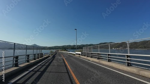 島根県中海の中を貫く道路！