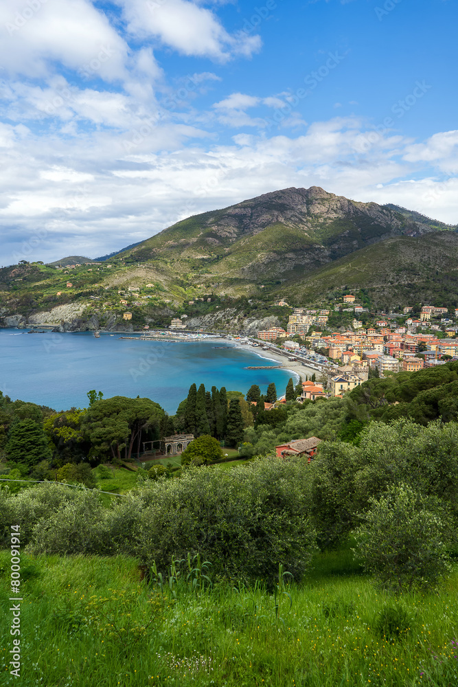 Levanto is a small town on the coast of the Ligurian Sea, near the Cinque Terre. Levanto is a small town on the coast of the Ligurian Sea, near the Cinque Terre.