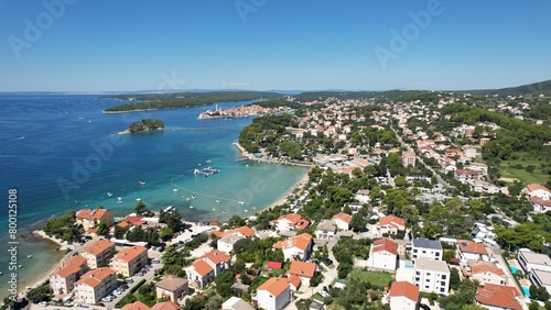 Strandurlaub am Rande der Insel Rab in Kroatien photo