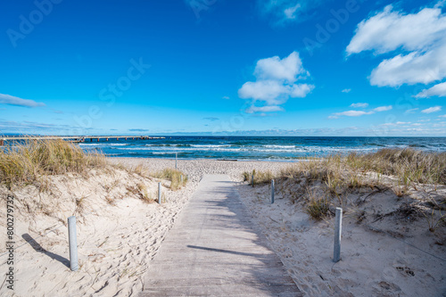 Fototapeta Naklejka Na Ścianę i Meble -  Strandweg Göhren, Ostsee Insel Rügen
