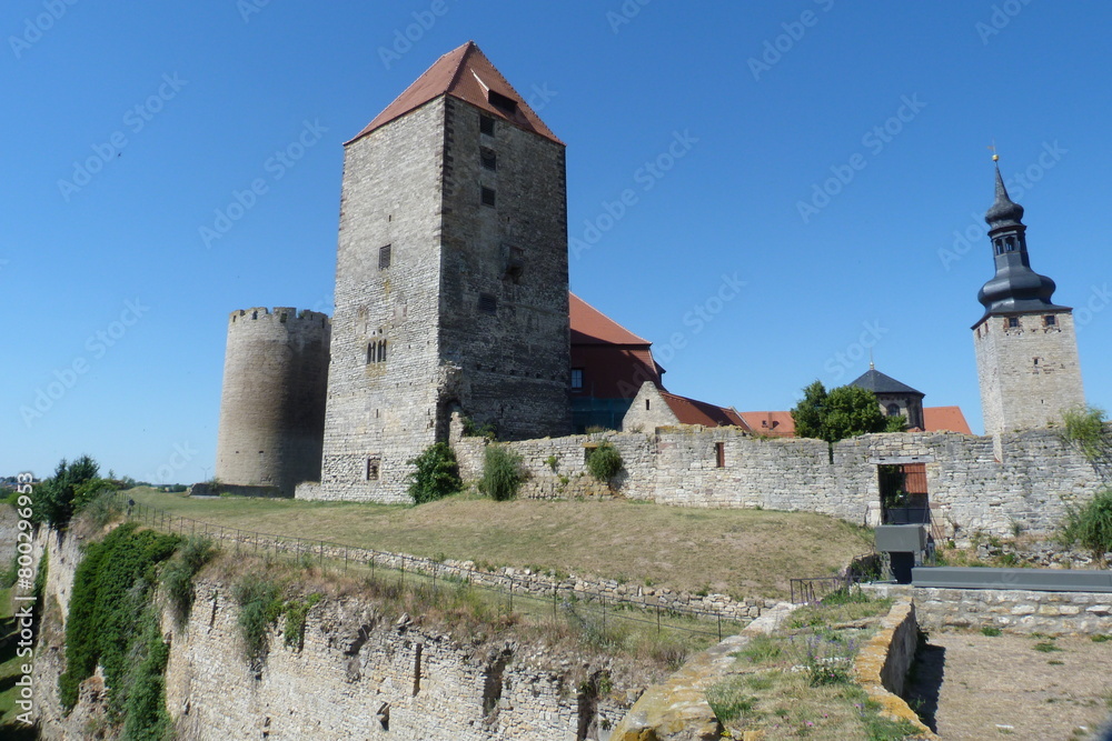 Türme und Mauern auf der Burg Querfurt in Sachsen-Anhalt