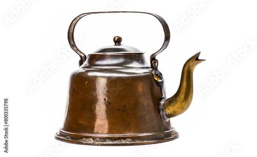 Alter Kupferkessel isoliert auf weissem Hintergrund