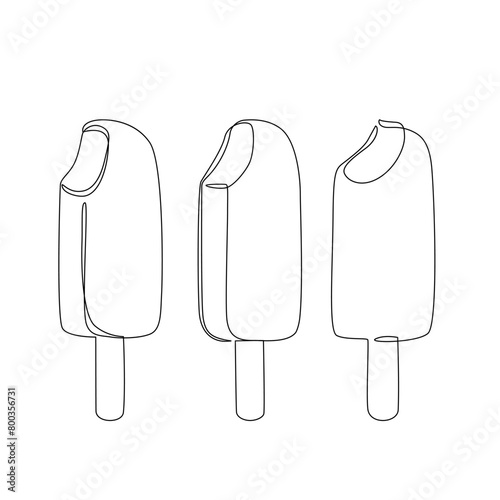 Abstract bitten ice cream continuous one line drawing set isolated on white background © Tanya Syrytsyna