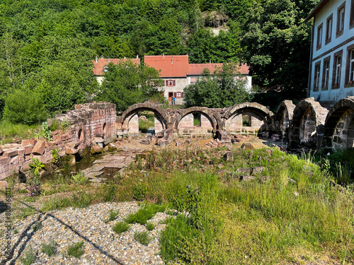 Ruine des Nonnen kloster Krauftal, in Graufthal im Elsass Frankreich