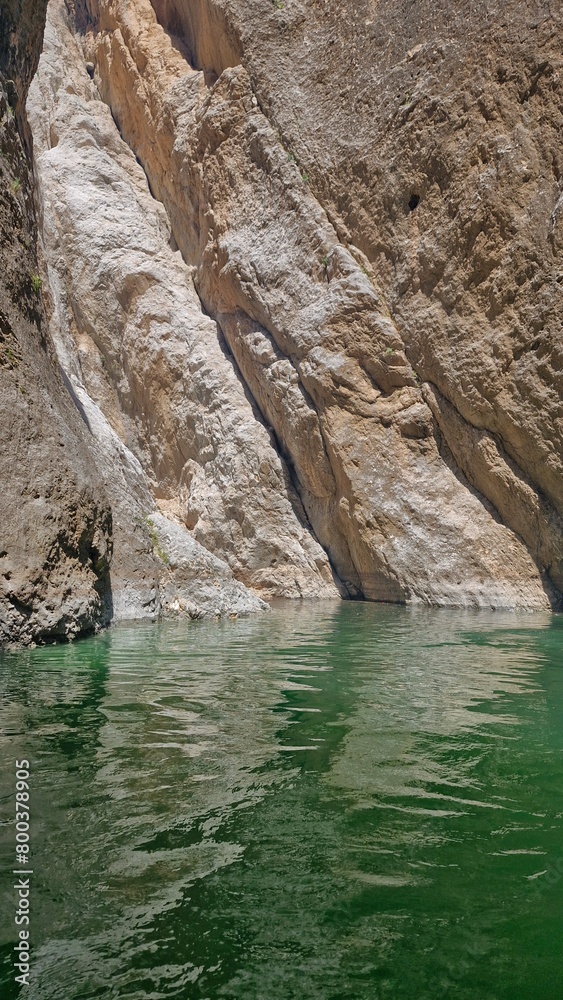 A famous gorge in the heart of the river, mountain and forest