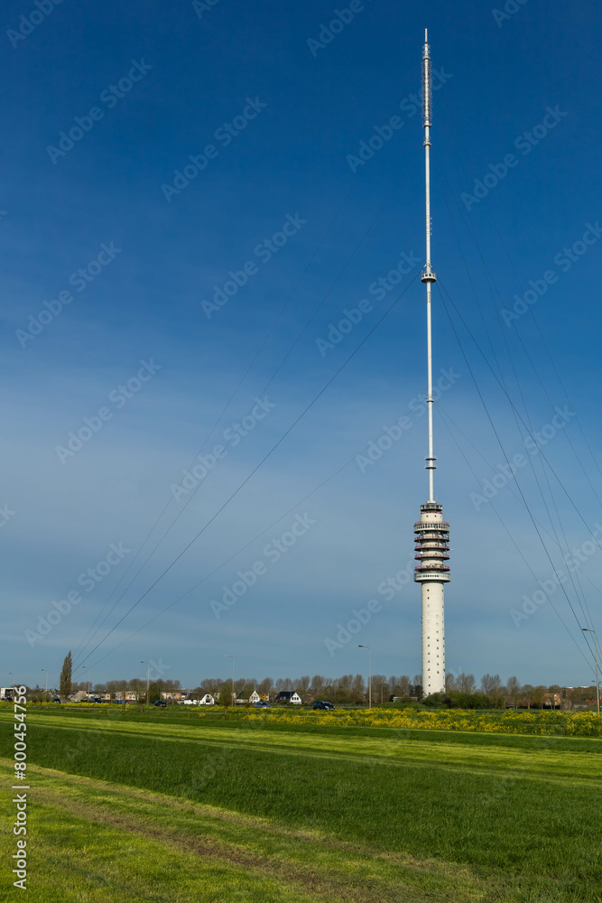 Obraz premium Gerbrandytoren, known as the Zendmast Lopik in IJsselstein