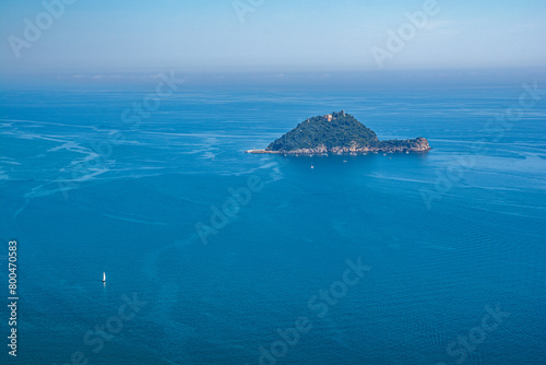 La Gallinara, una splendida isola nel Mar Ligure, tra Alassio ed Albenga