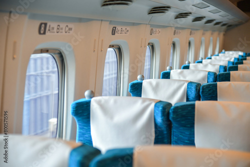 新幹線の車内のイメージ photo